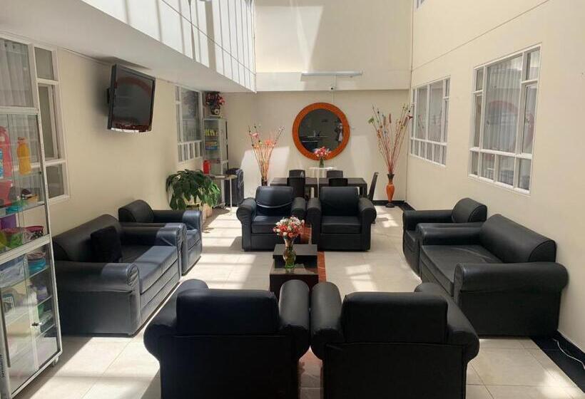 هتل Castillo Real