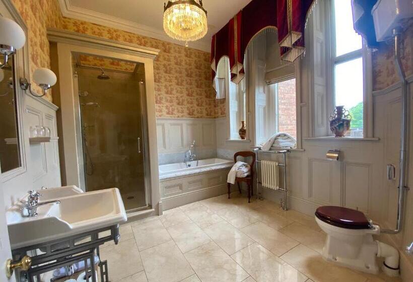 هتل Rossington Hall