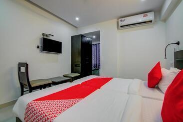 هتل Super Collection O Ramachandra Residency