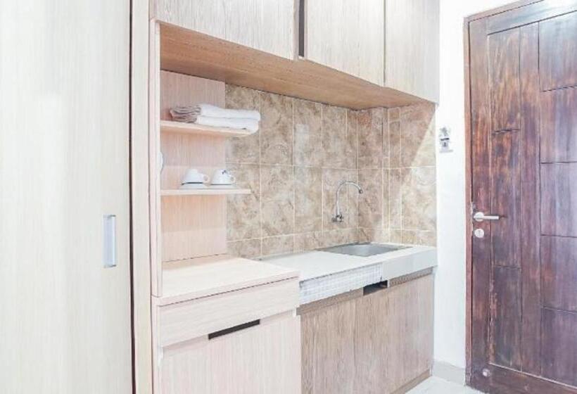 پانسیون Reddoorz Near Muaya Beach Jimbaran