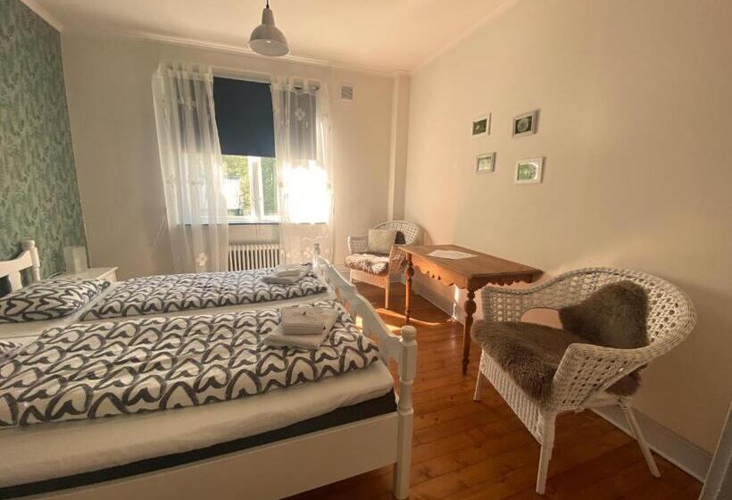 بنسيون Villa Karllösa Bed And Breakfast