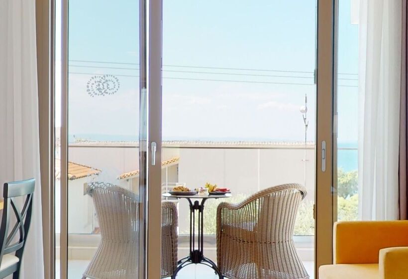 Acrotel Elea Beach