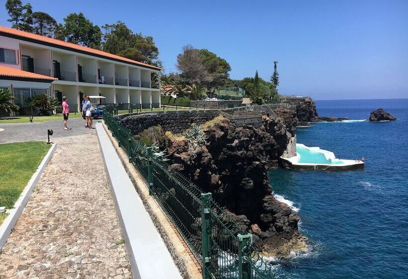 Hotel Albatroz Beach & Yacht Club