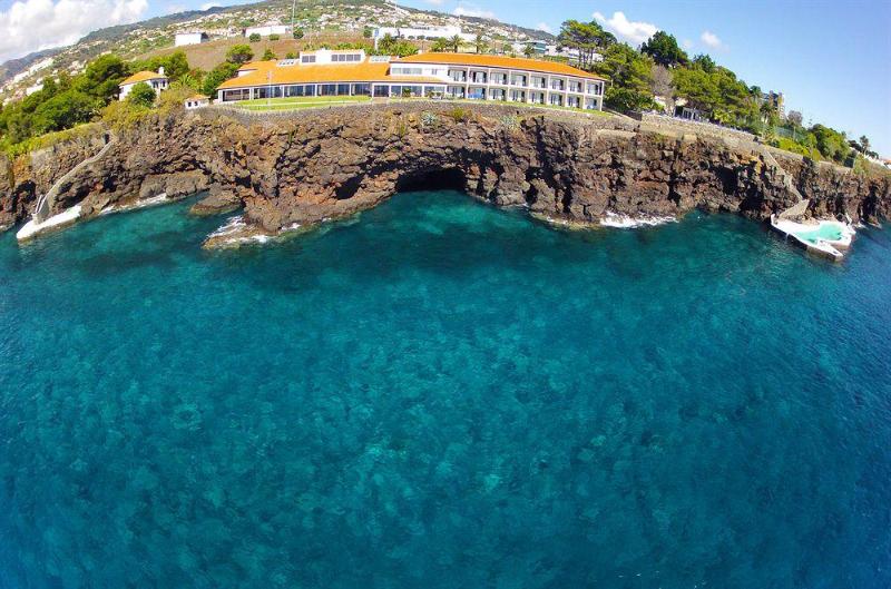 هتل Albatroz Beach & Yacht Club
