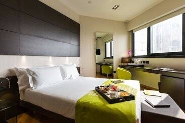 هتل Best Western Plus The Hub