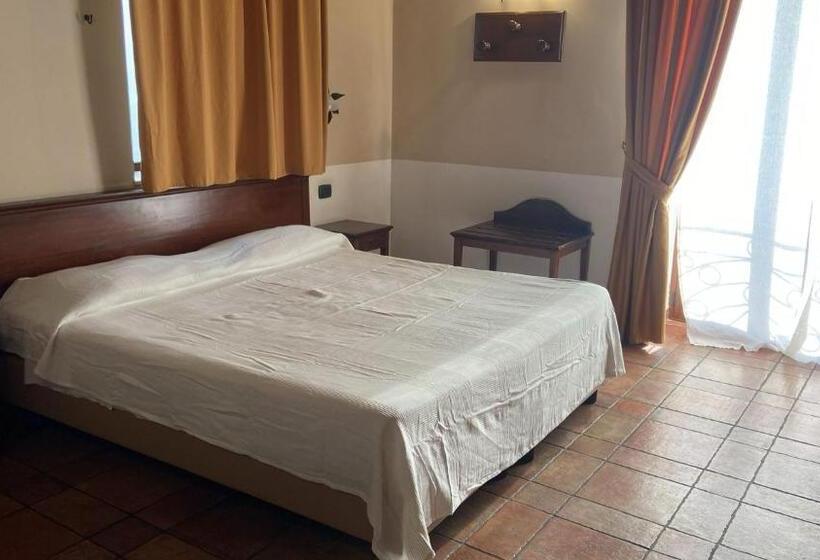 فندق Capomulini 3 Stelle