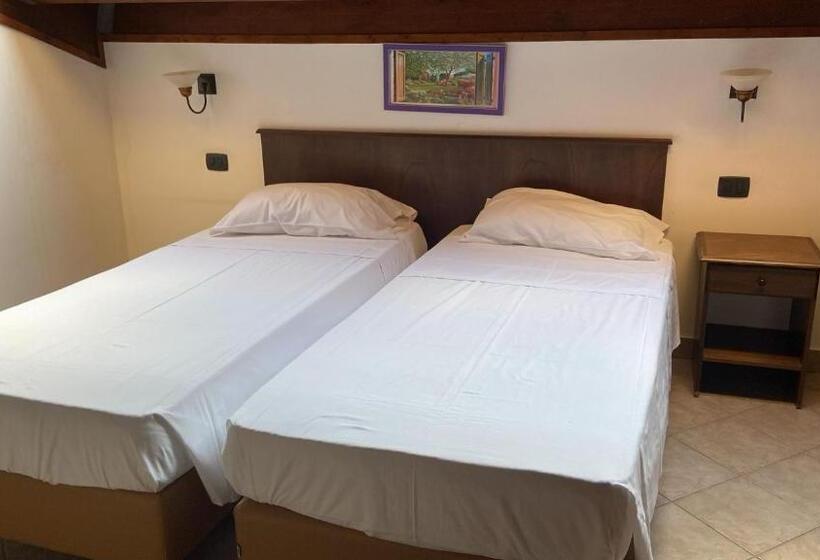 فندق Capomulini 3 Stelle