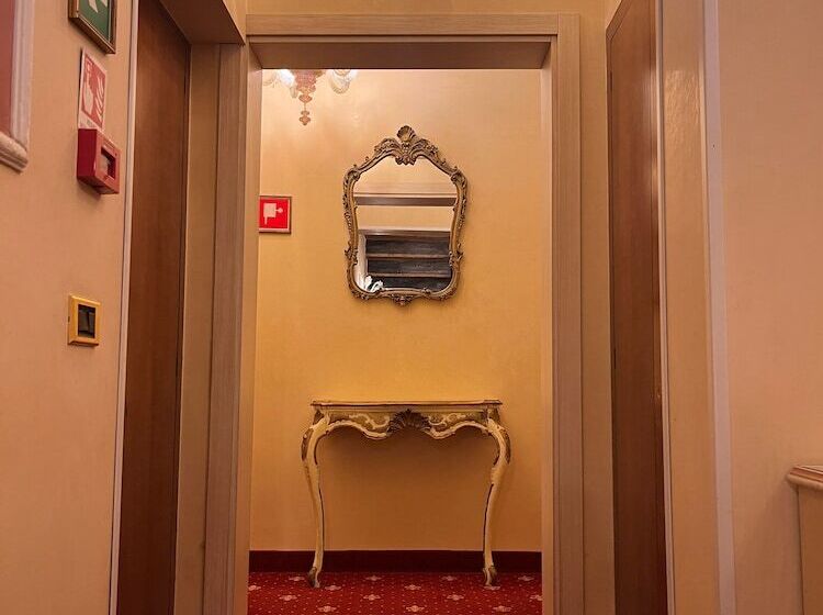 Fotos del hotel Castello:  17