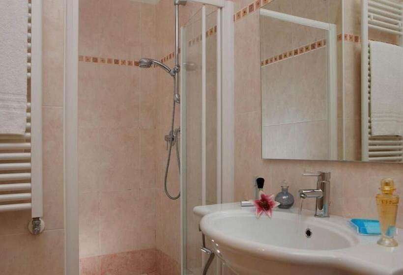 Fotos del hotel Castello:  13