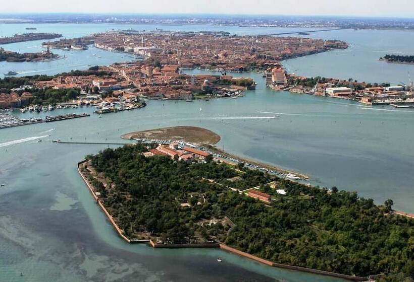 Fotos del hotel Certosa:  9