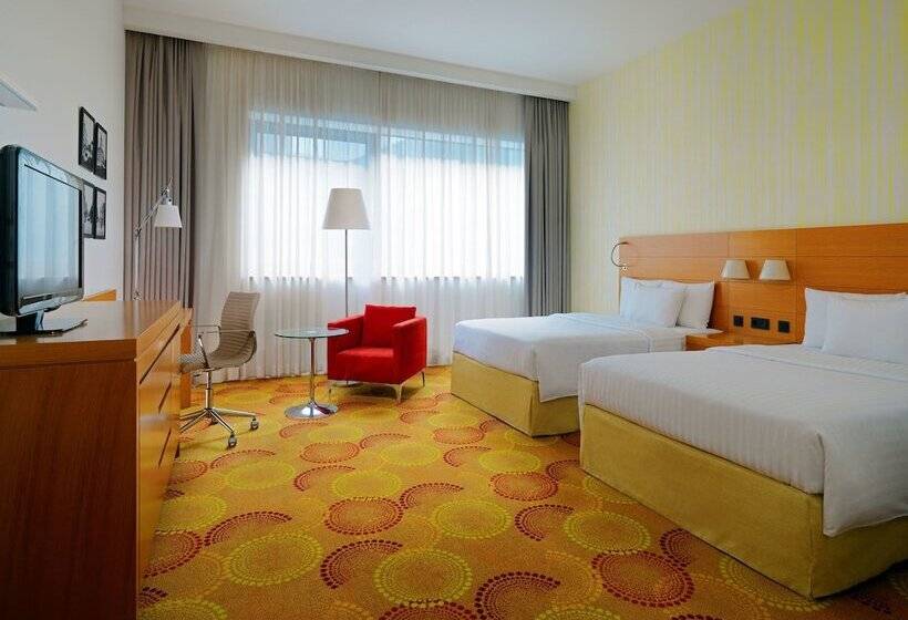 Fotos del hotel Courtyard By Marriott Budapest City Center:  2