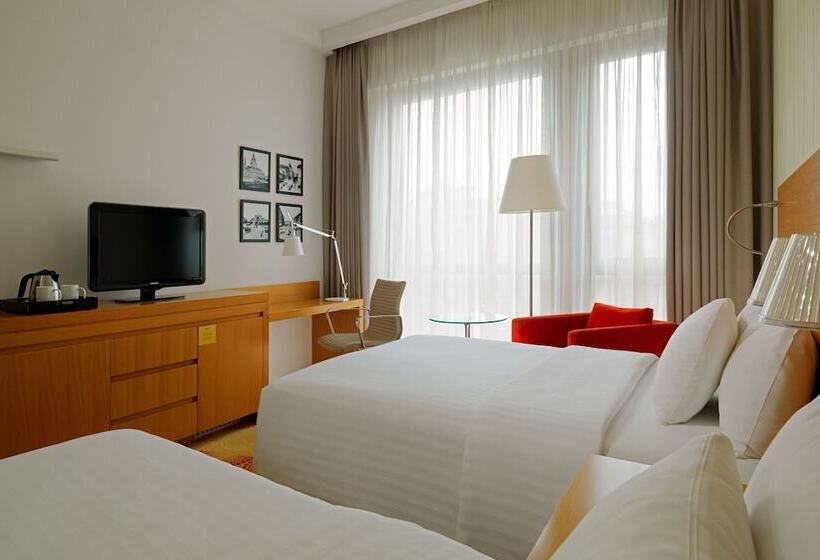 Fotos del hotel Courtyard By Marriott Budapest City Center:  18