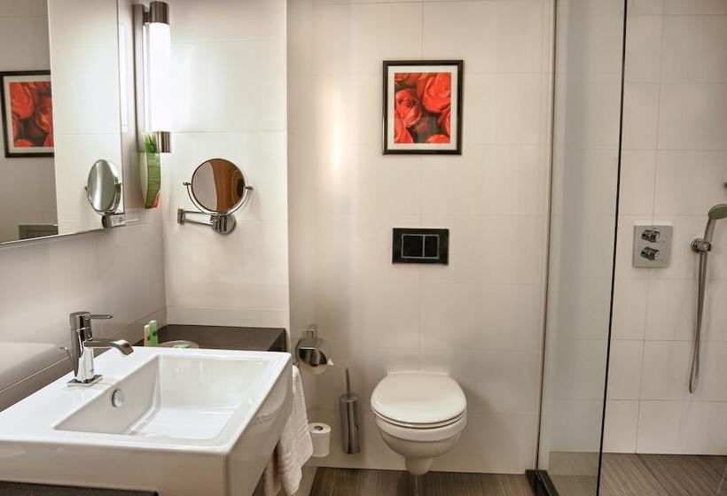 Fotos del hotel Courtyard By Marriott Budapest City Center:  21