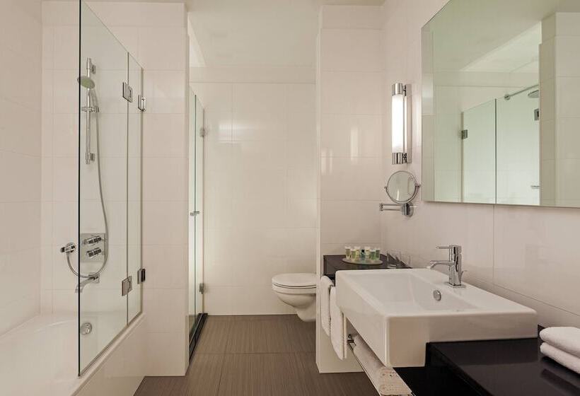 Fotos del hotel Courtyard By Marriott Budapest City Center:  22