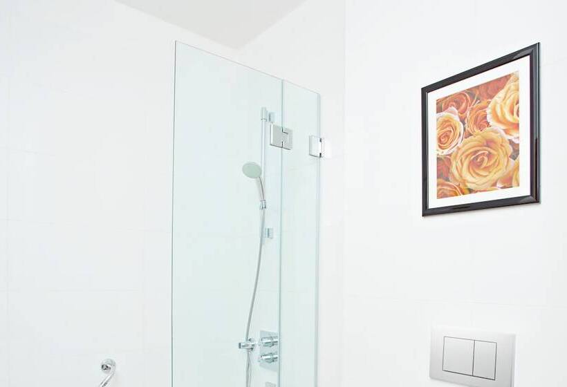 Fotos del hotel Courtyard By Marriott Budapest City Center:  25