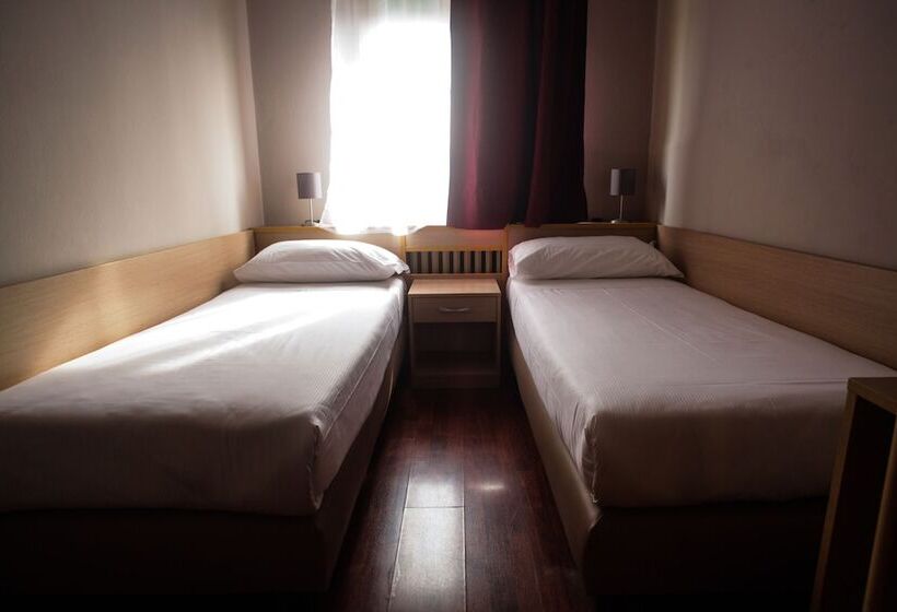 Fotos del hotel Di Porta Romana:  3