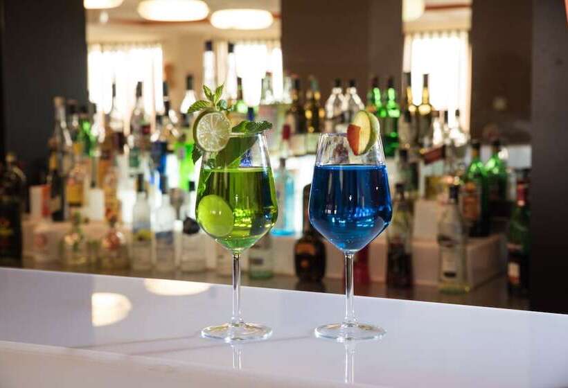 فندق Gh Avalon Sikani