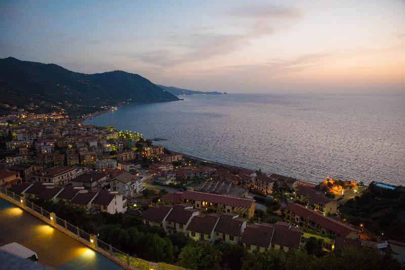 فندق Gh Avalon Sikani