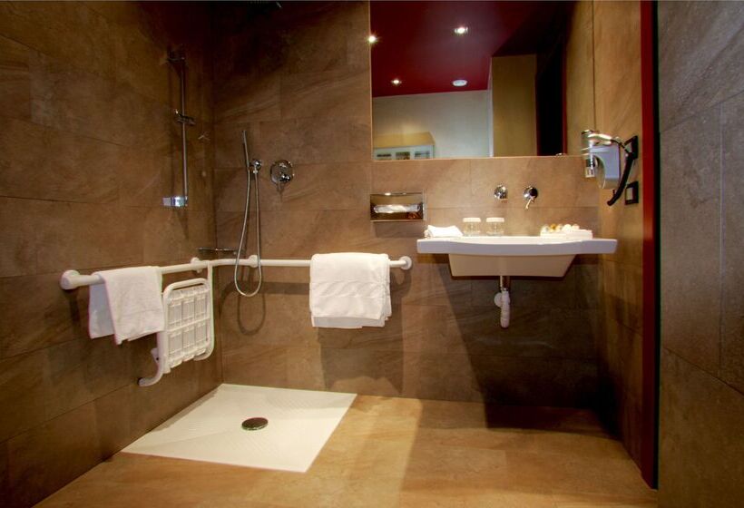 هتل Hilton Garden Inn Lecce