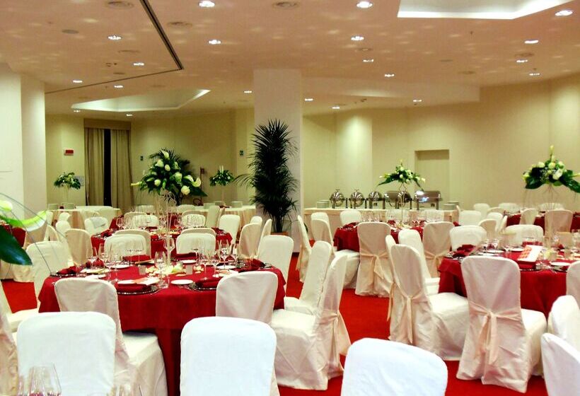 هتل Hilton Garden Inn Lecce