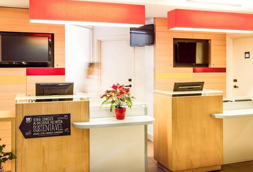 هتل Ibis Porto Centro São Bento