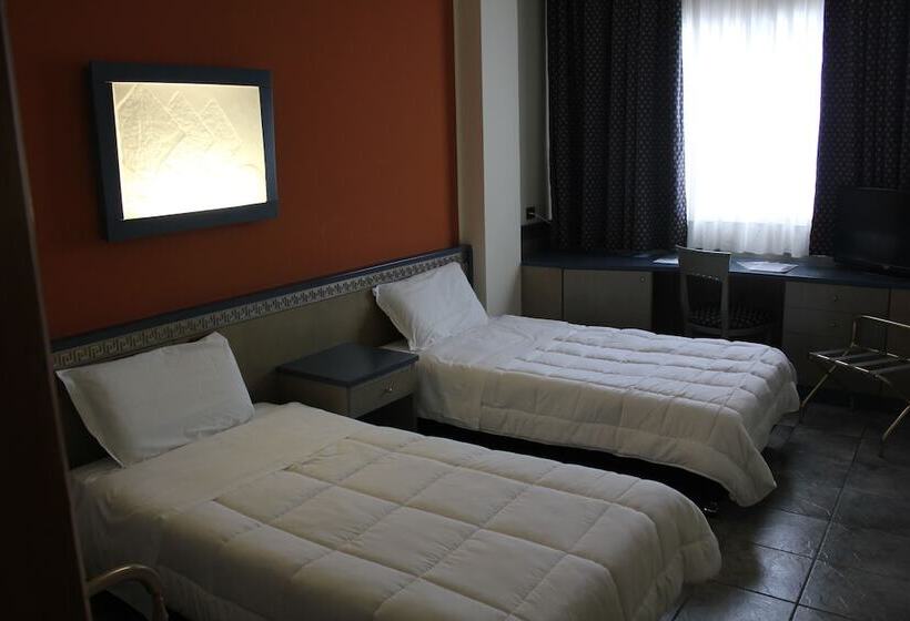 Fotos del hotel Ibis Styles Palermo President:  5
