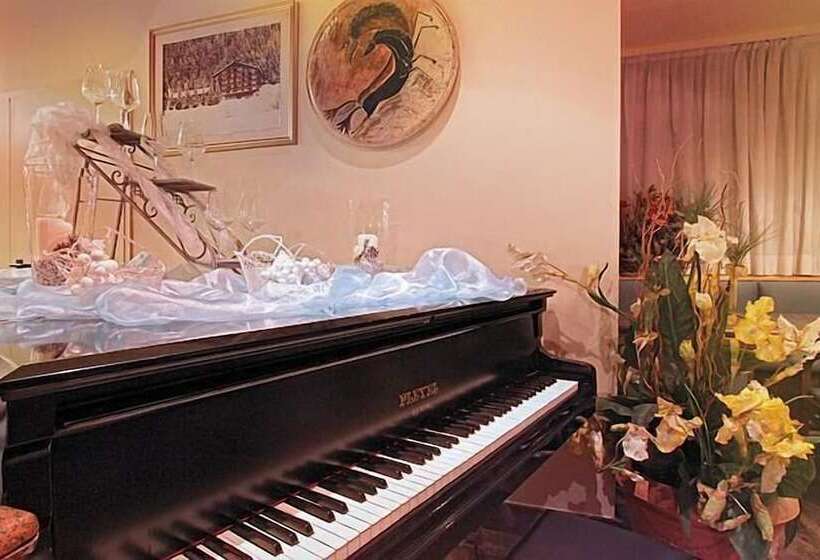 هتل Il Caminetto Sport