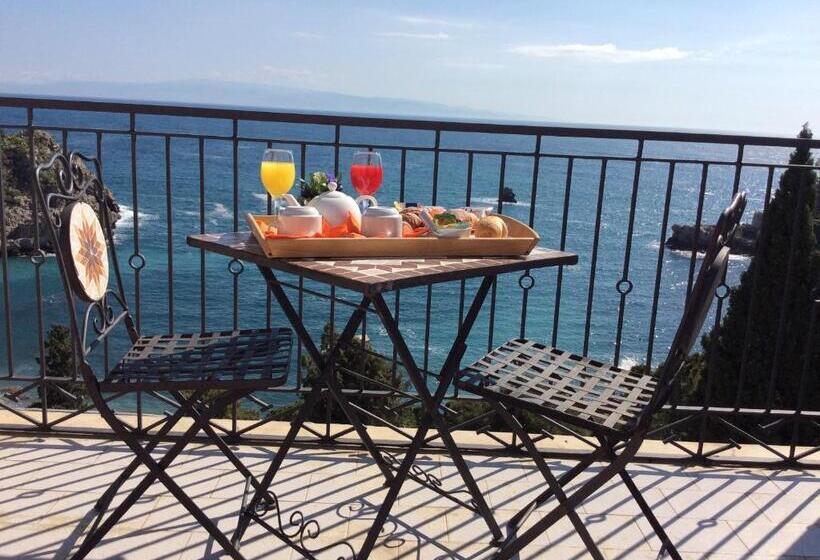 Jonic Hotel Mazzarò