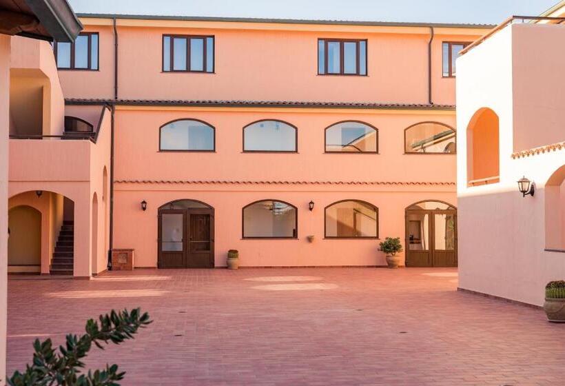 هتل Lido Degli Spagnoli