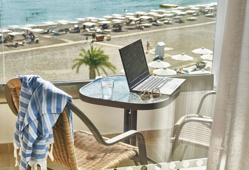 בית מלון כפרי Lindos Bay