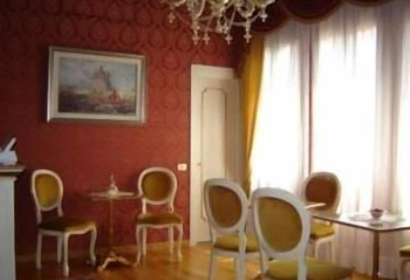 Fotos del hotel Locanda Correr:  8