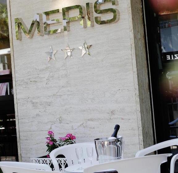 هتل Meris