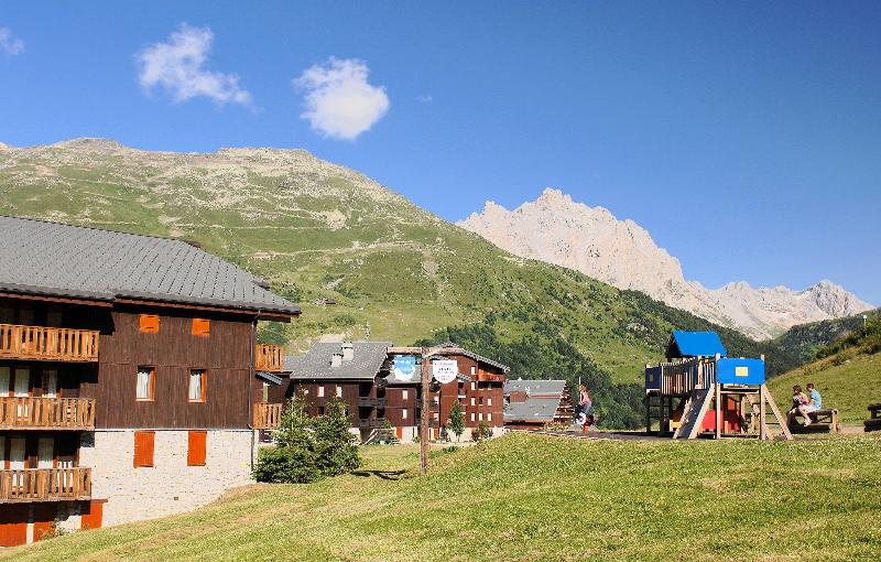 هتل Résidence Odalys Le Hameau Du Mottaret
