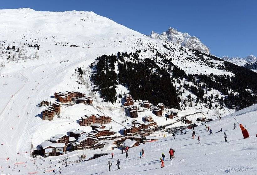 هتل Résidence Odalys Le Hameau Du Mottaret