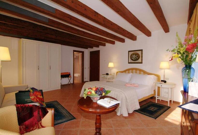 Fotos del hotel Residence Corte Grimani:  2