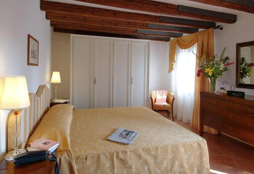 Fotos del hotel Residence Corte Grimani:  4