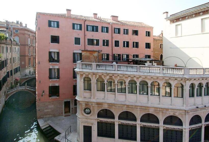 Fotos del hotel Residence Corte Grimani:  6