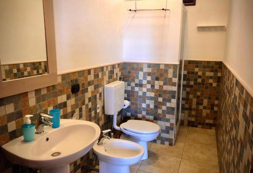 هتل Residence La Luna Nel Pozzo