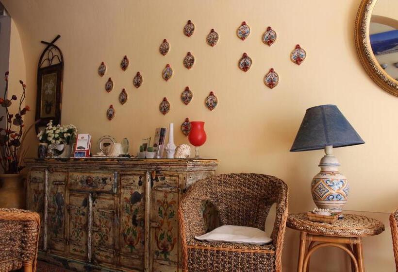هتل Residence Le Chiavi Di San Francesco