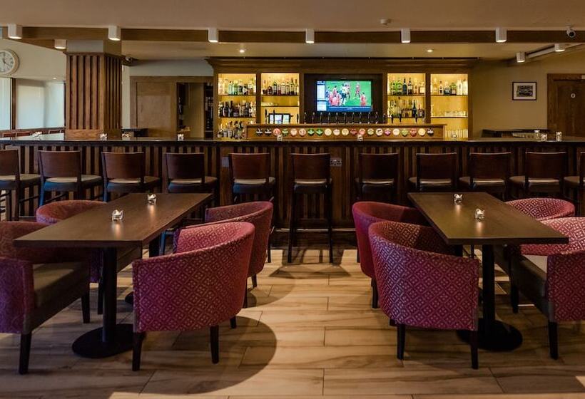 Отель Rochestown Lodge