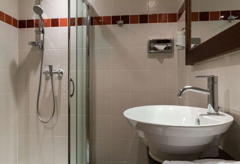 酒店 Hôtel L Iroko The Originals City