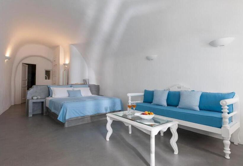 هتل Thirea Suites