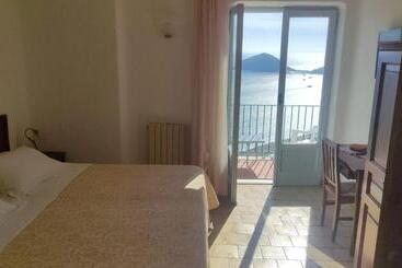 هتل Villa Al Mare