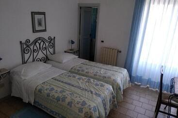 هتل Villa Al Mare
