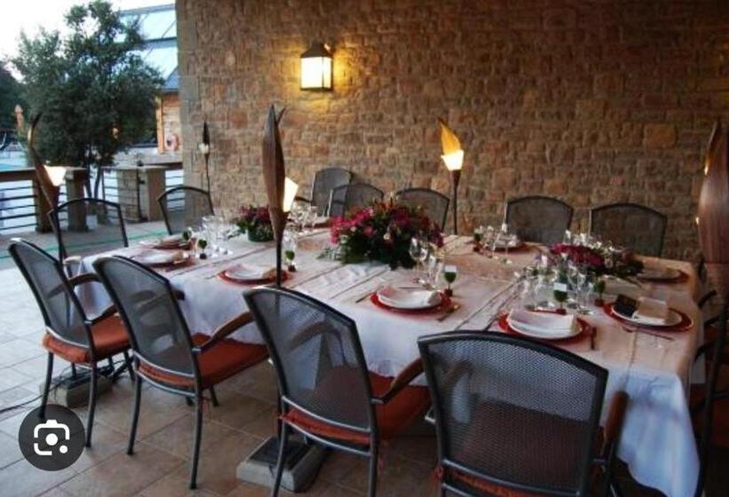 בית מלון כפרי Villaro Del Bosc