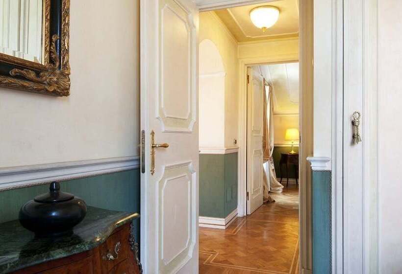 Fotos del hotel Petit Palais  De Charme:  4