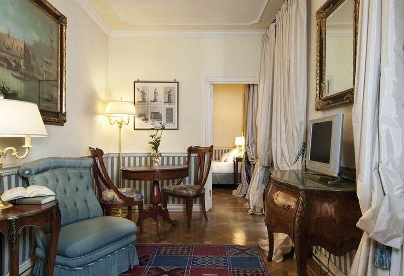 Fotos del hotel Petit Palais  De Charme:  5