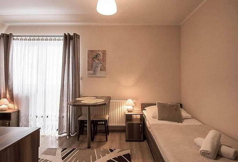 پانسیون Słoneczny Dworek