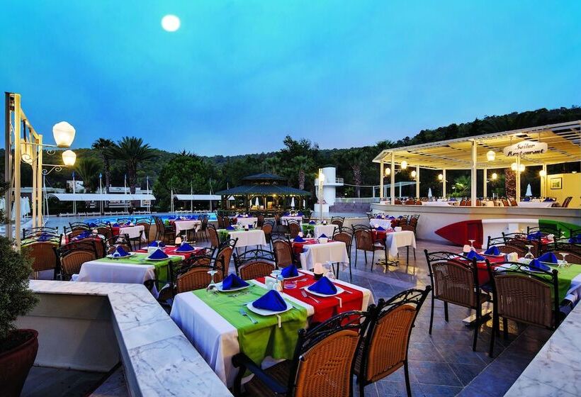 Green Bay Resort & Spa