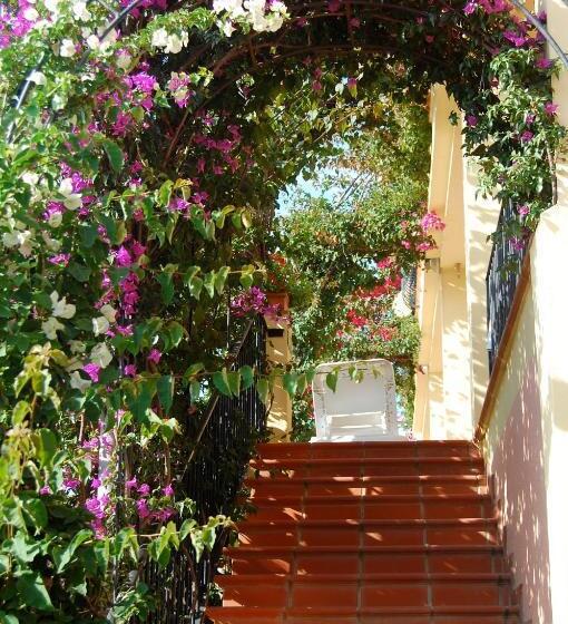 Domus De Janas Sul Mare